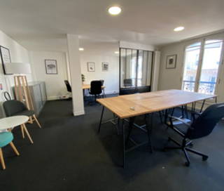 Bureau privé 60 m² 16 postes Coworking Rue d'Amsterdam Paris 75009 - photo 5